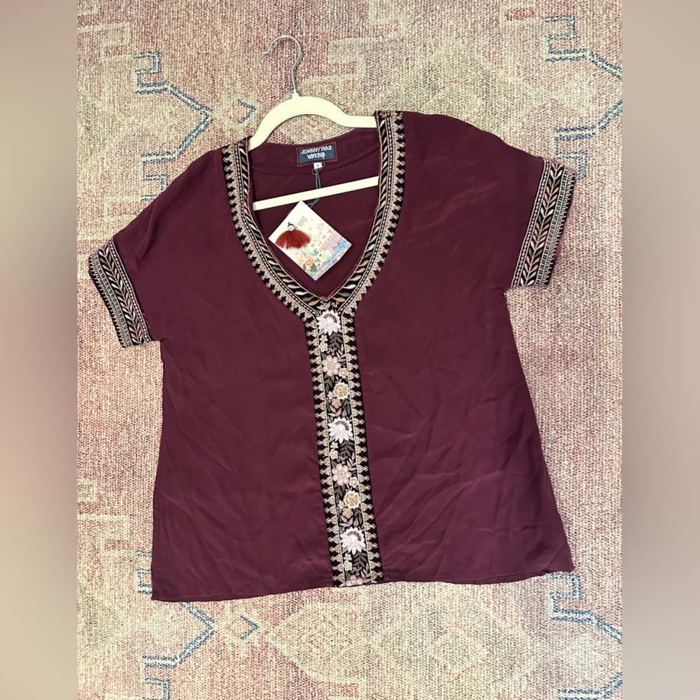 Johnny was silk v neck embroidered boxy top size small NWT